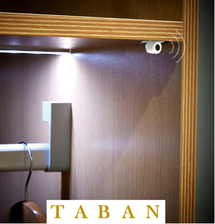 نمایی از نصب سنسور درب کابینت تک چشم نورپردازی| تابان یراق 